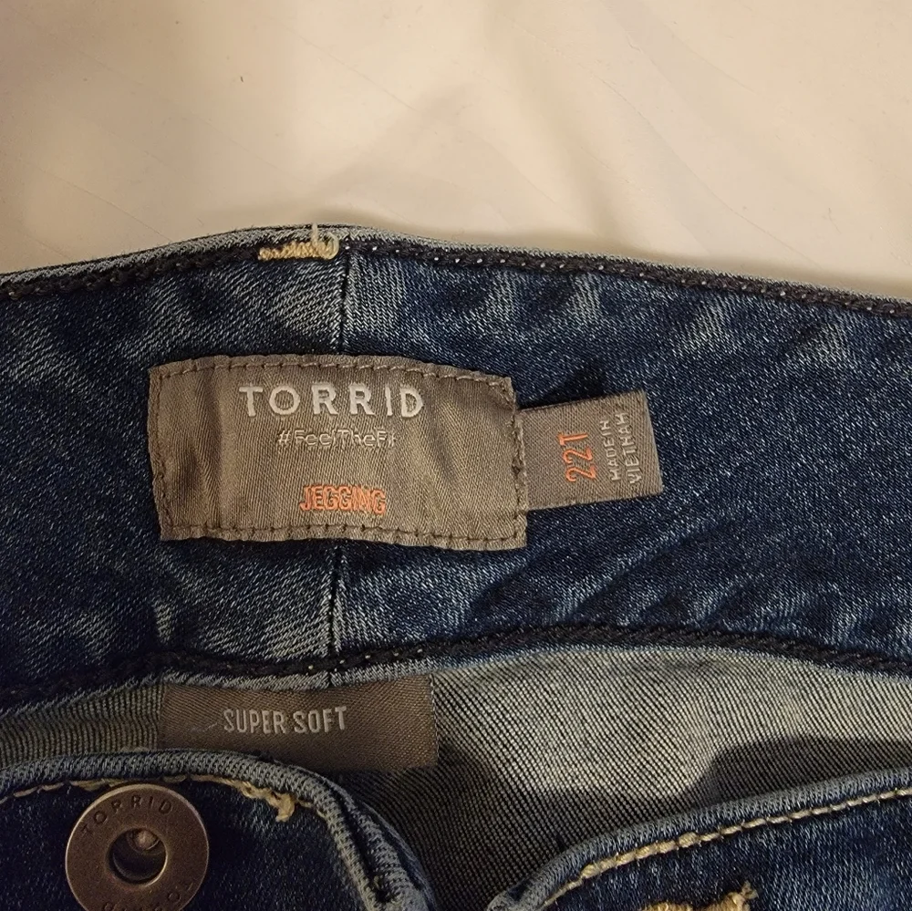 Torrid High Rise Jeggings - Picture 2 of 2